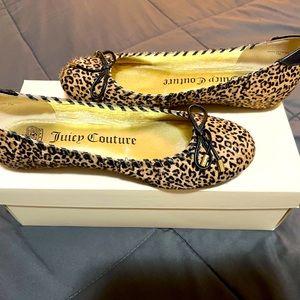Juicy Couture leopard print flats. Size 7. Lightly worn. Super cute!